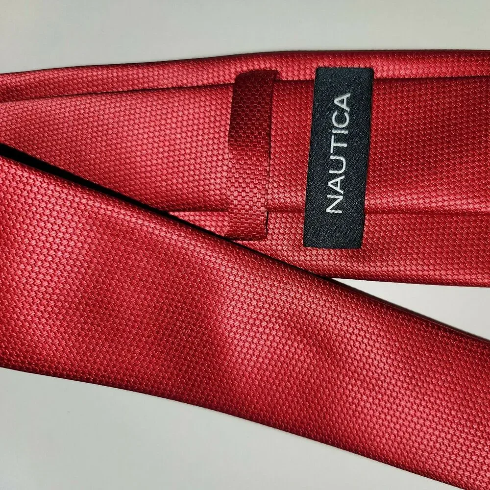 Nautica Men's Dark Red Dot Neck Tie New Standard Length GOP PATRIOT REPUBLICAN